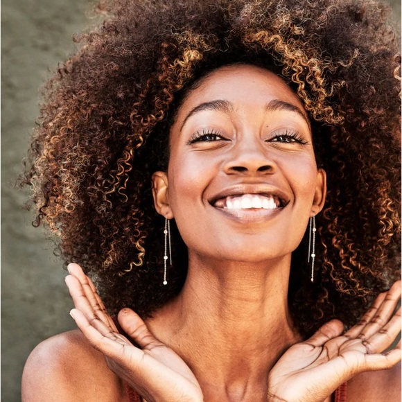 La Meno New Treasure Thread Rose Gold Plated Earrings Dangle - Picture 4 of 5